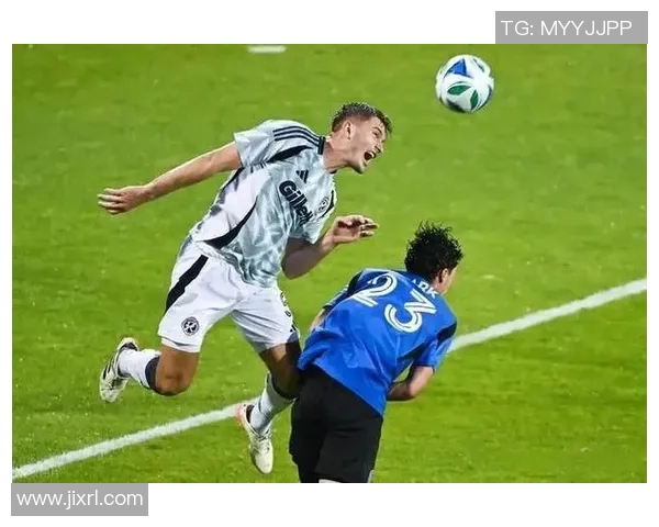 巴伦西亚引进新后卫提升后防稳定性助力争夺欧战资格