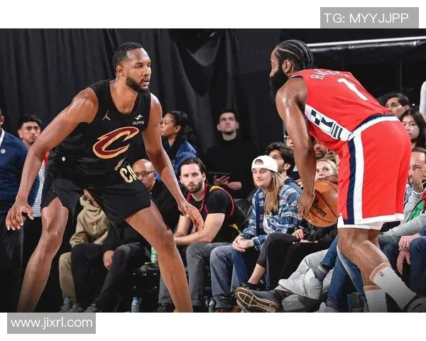 快船欲用交易补强阵容,继续追求总冠军梦想 快船欲用交易补强阵容,继续追求总冠军梦想