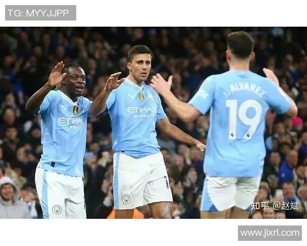 英超联赛首轮比赛:曼城客场告捷,布鲁诺帽子戏法帮助曼联取得胜利 英超联赛首轮比赛:曼城客场告捷,布鲁诺帽子戏法帮助曼联取得胜利